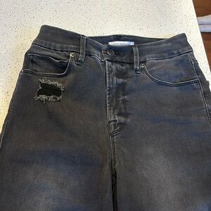 Good American good waist frat hem crop skinny black/grey jeans